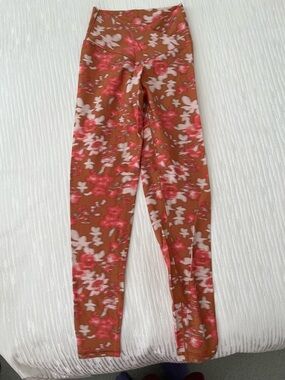 Aerie  real me 7/8 high waisted crossover leggings